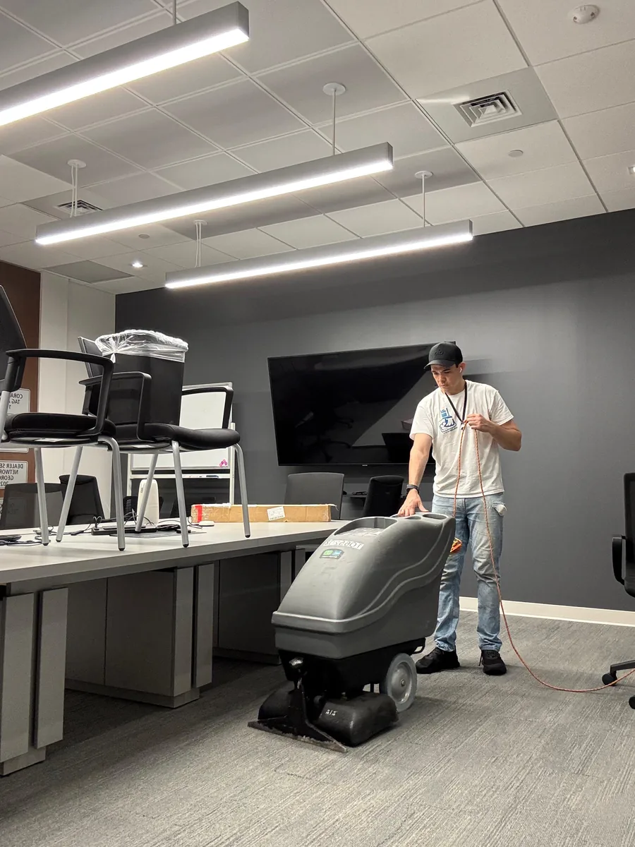 Commercial carpet cleaning