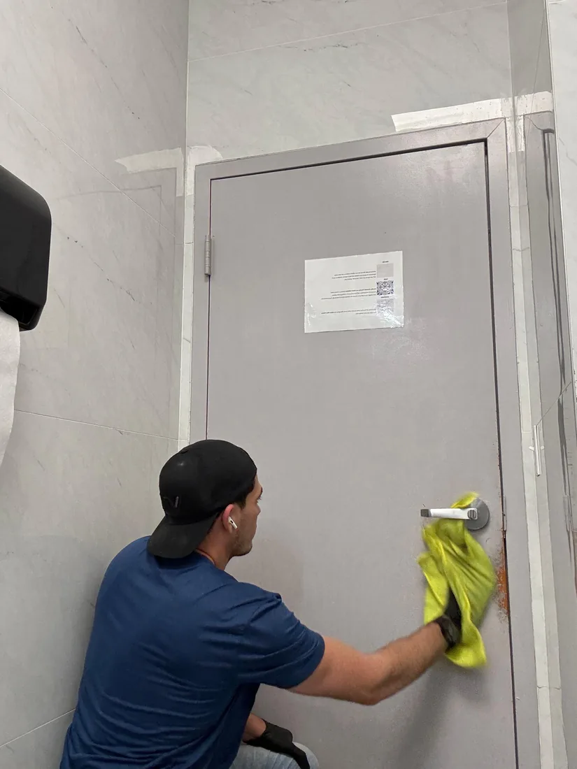 Door and surface detail cleaning